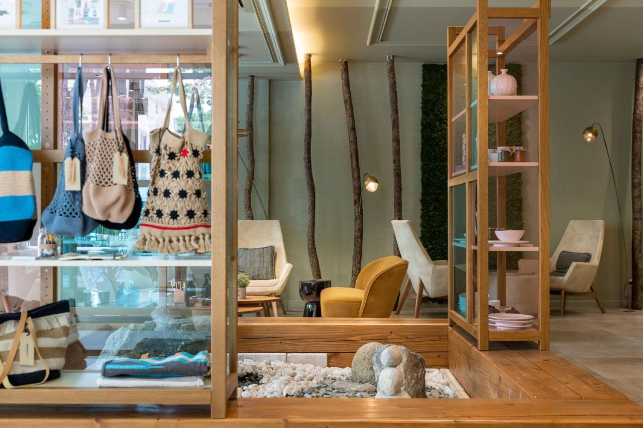 Hotel Vagabond リッチョーネ エクステリア 写真