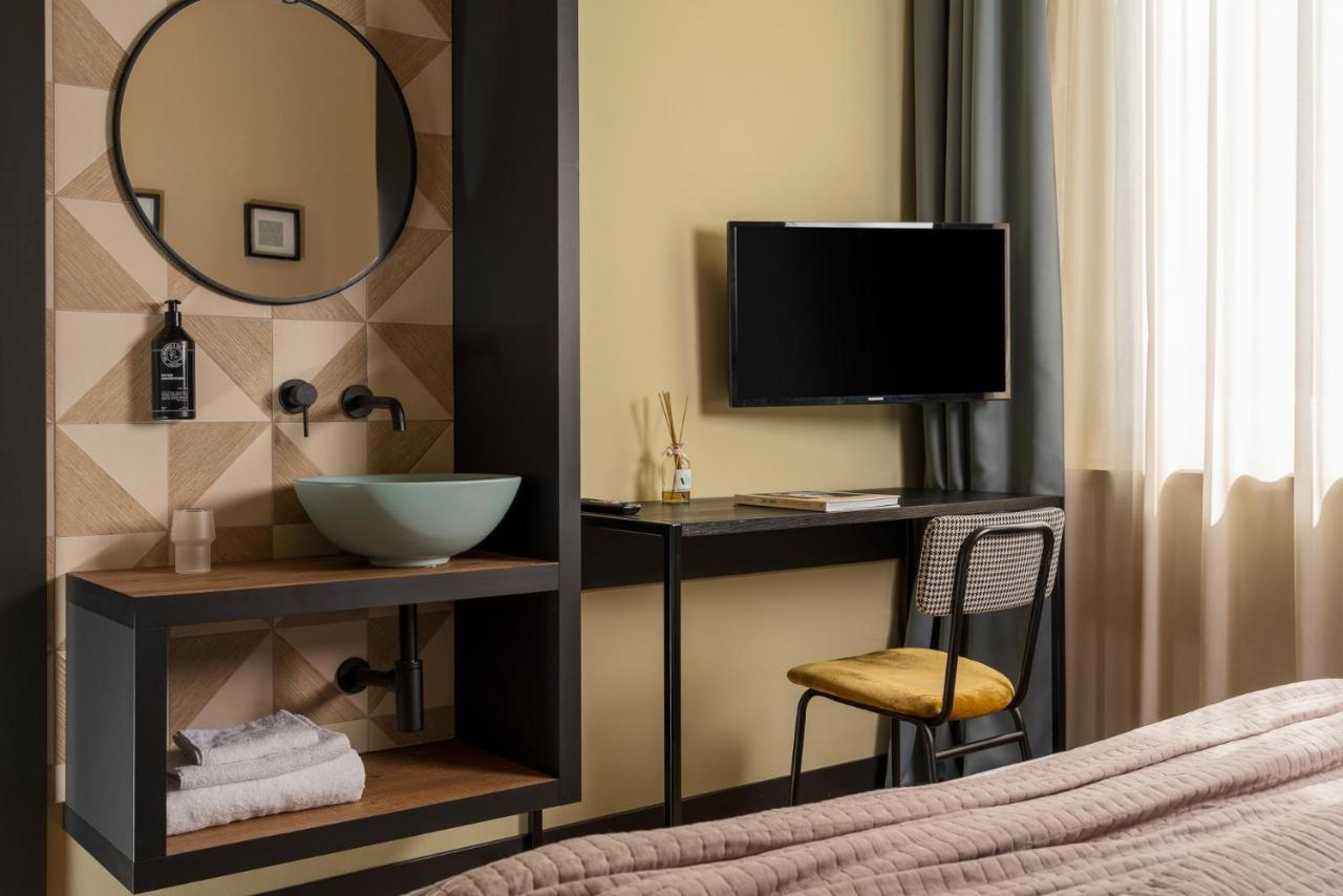 Hotel Vagabond リッチョーネ エクステリア 写真