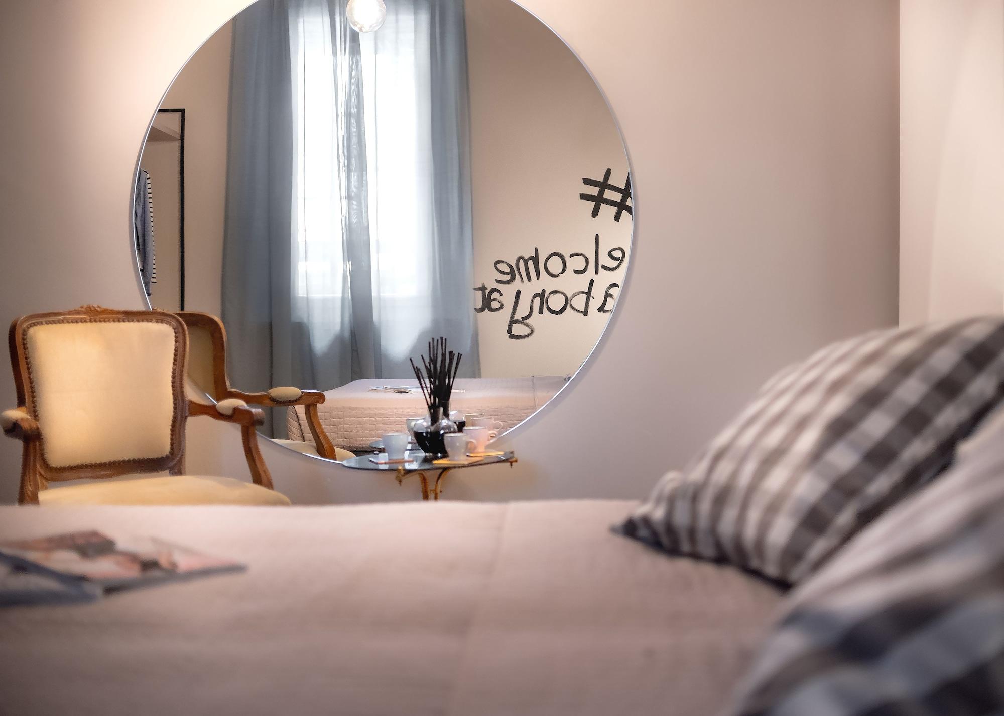 Hotel Vagabond リッチョーネ エクステリア 写真