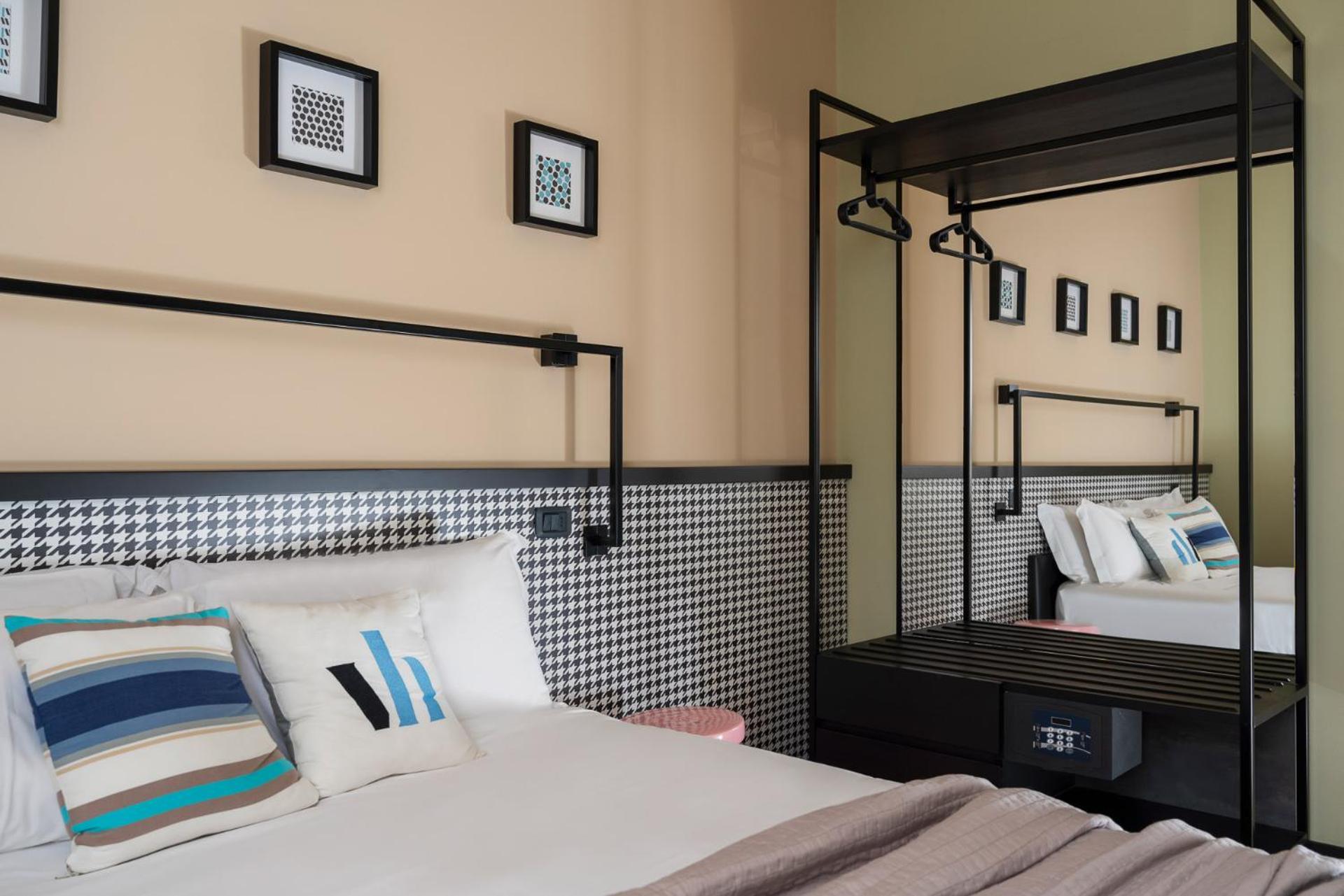 Hotel Vagabond リッチョーネ エクステリア 写真