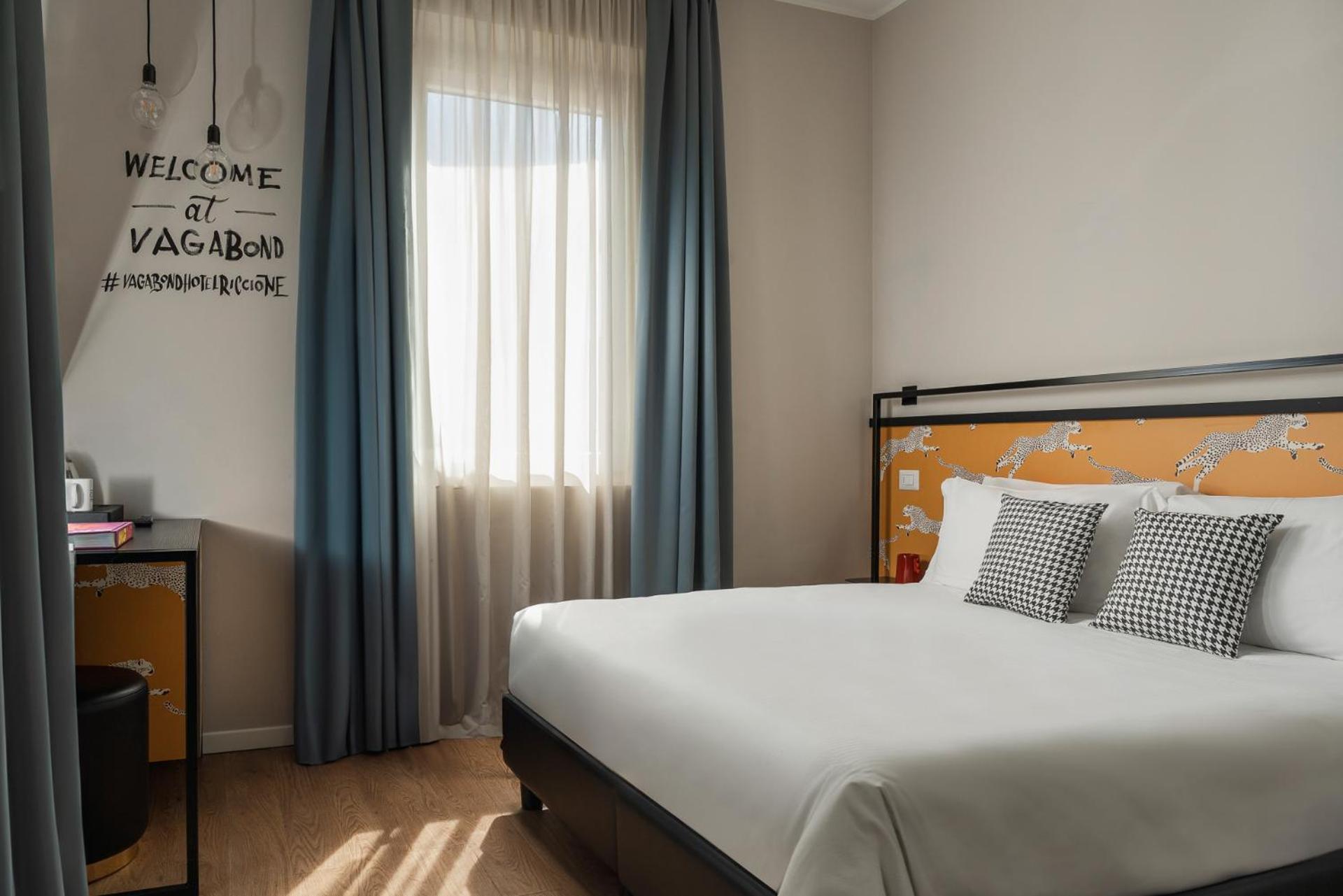 Hotel Vagabond リッチョーネ エクステリア 写真
