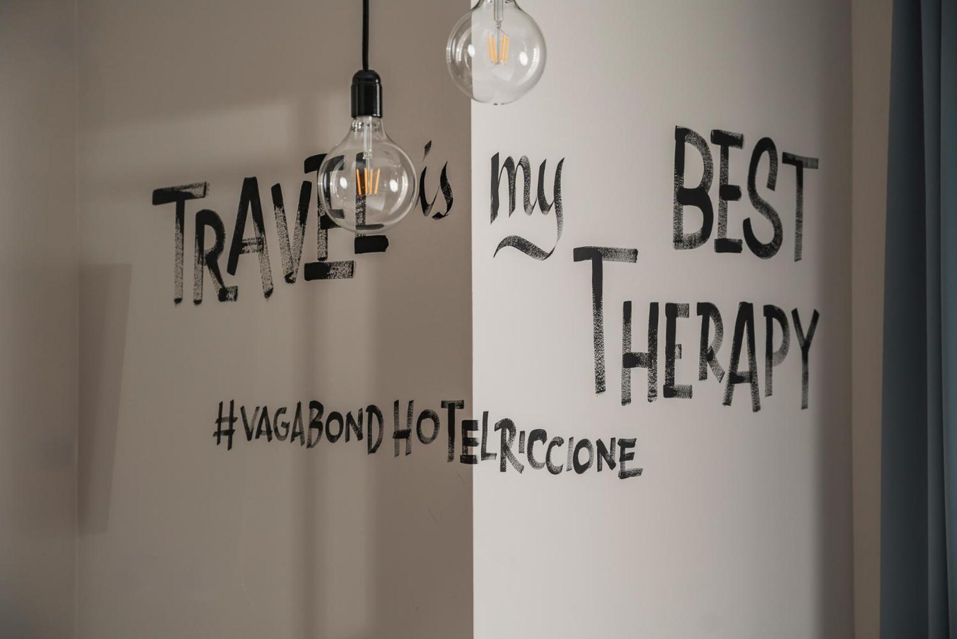 Hotel Vagabond リッチョーネ エクステリア 写真